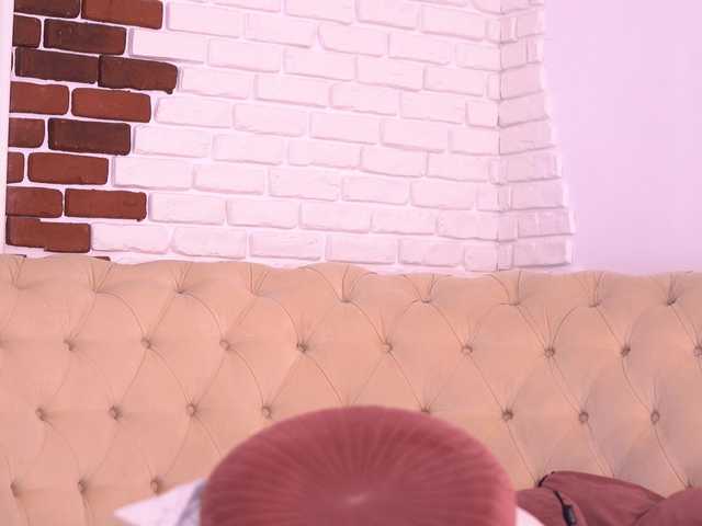 MetishaDusk live cam on BongaCams
