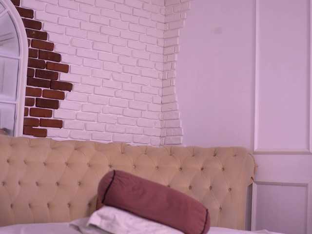 MetishaDusk live cam on BongaCams