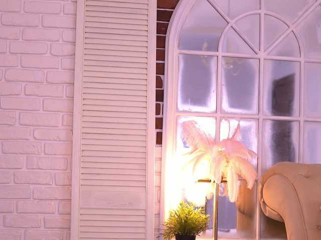 MetishaDusk live cam on BongaCams