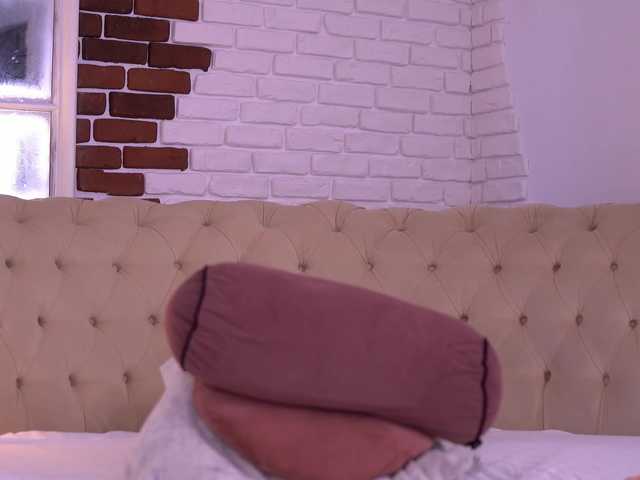 MetishaDusk live cam on BongaCams