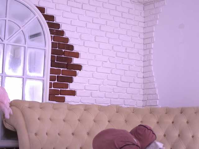 MetishaDusk live cam on BongaCams