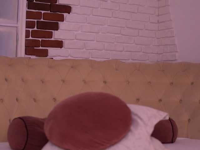 MetishaDusk live cam on BongaCams