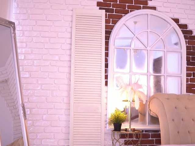 MetishaDusk live cam on BongaCams