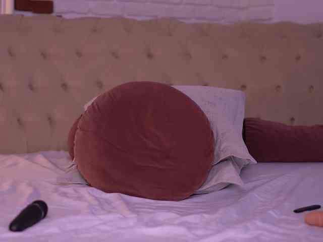 MetishaDusk webcam