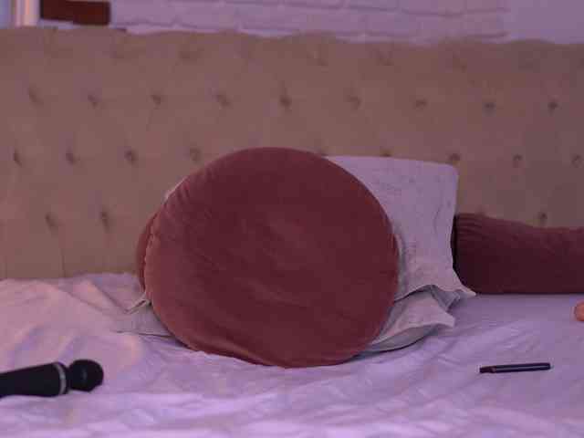 MetishaDusk webcam