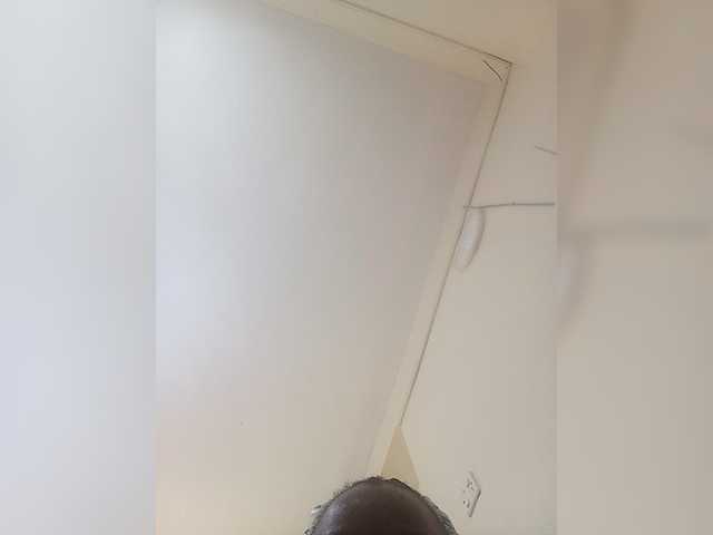 Caster001 live cam on BongaCams