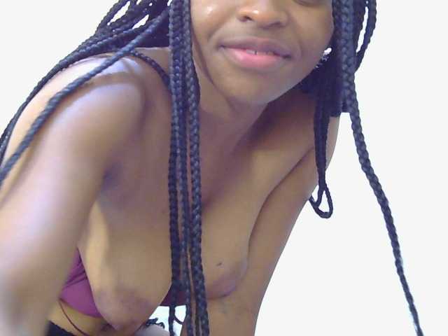 Caster001 live cam on BongaCams