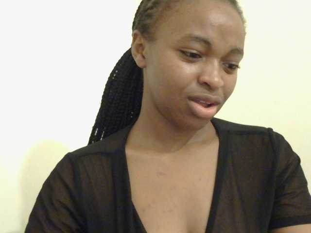Caster001 live cam on BongaCams