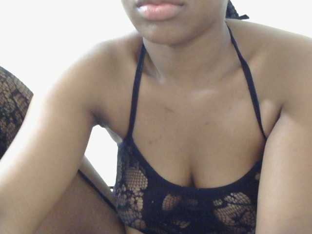 Caster001 live cam on BongaCams