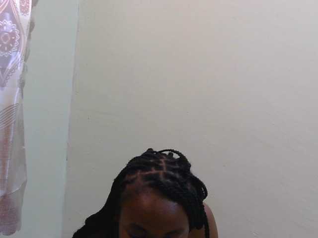 Caster001 live cam on BongaCams