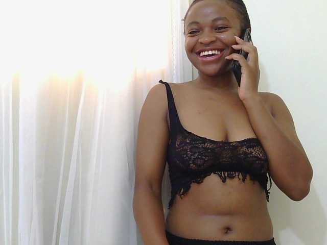 Caster001 live cam on BongaCams