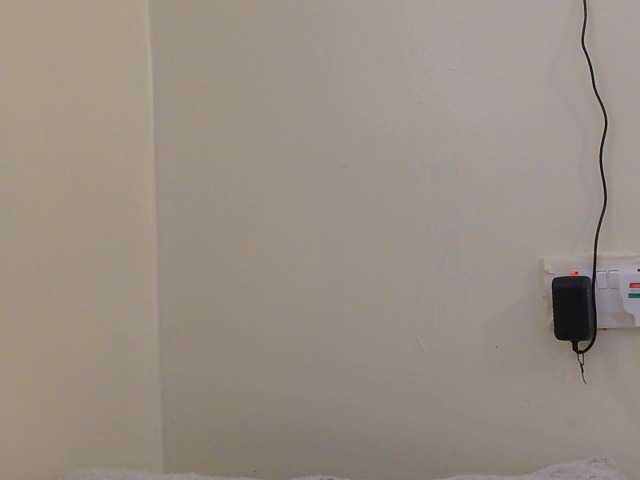 Caster001 live cam on BongaCams