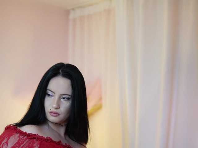 AdelineMoon live cam preview