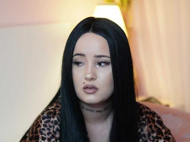 AdelineMoon live cam on BongaCams