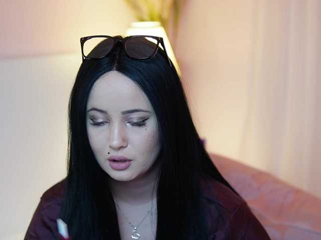 AdelineMoon live cam on BongaCams