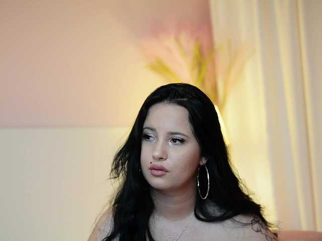 AdelineMoon live cam on BongaCams