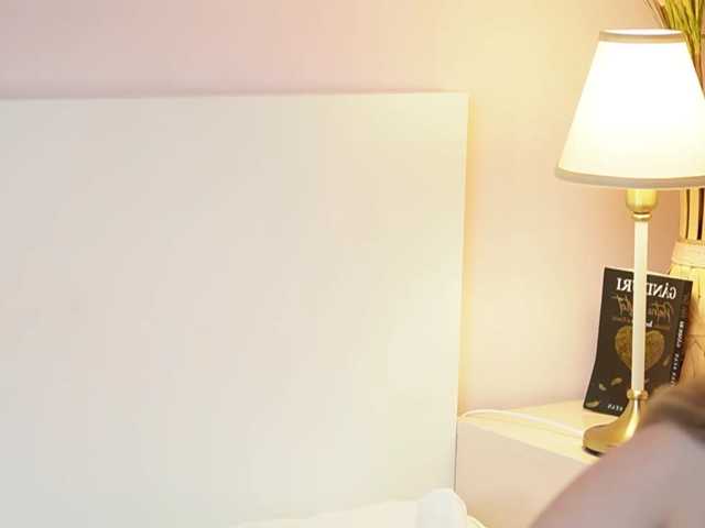 AdelineMoon live cam on BongaCams
