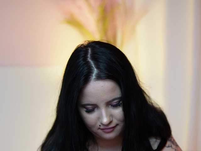 AdelineMoon live cam on BongaCams