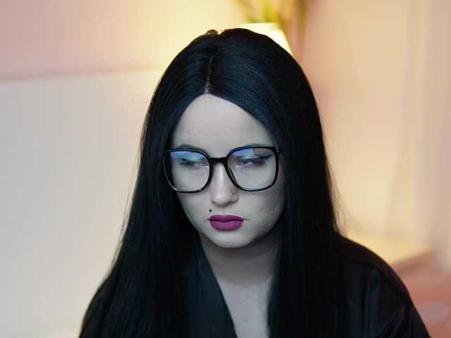 AdelineMoon live cam on BongaCams