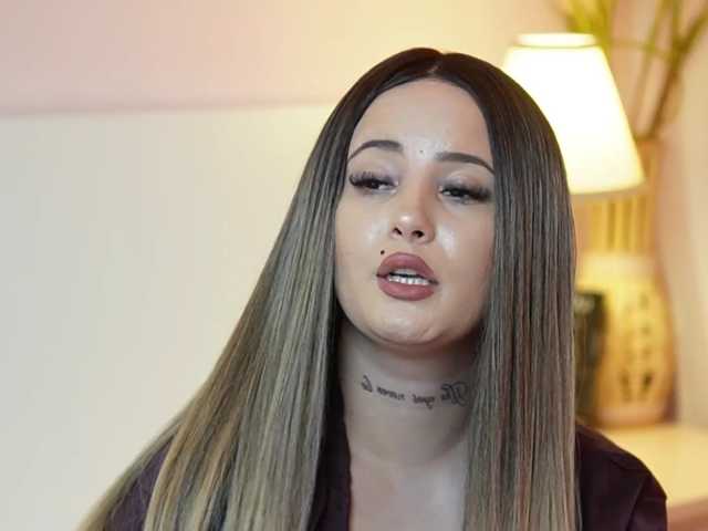 AdelineMoon live cam on BongaCams