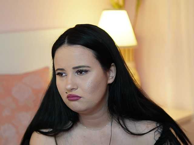 AdelineMoon live cam on BongaCams