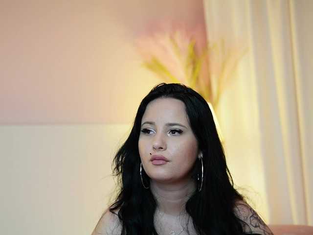 AdelineMoon live cam on BongaCams