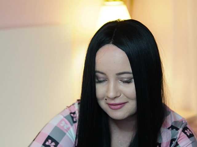 AdelineMoon live cam