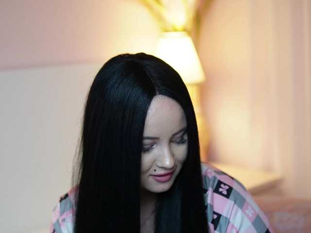 AdelineMoon live cam