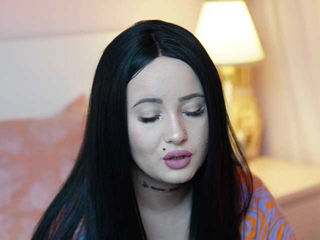AdelineMoon live cam on BongaCams