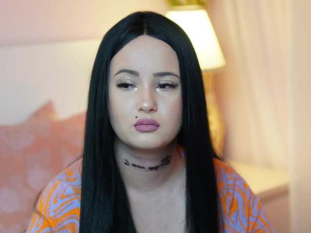 AdelineMoon live cam on BongaCams