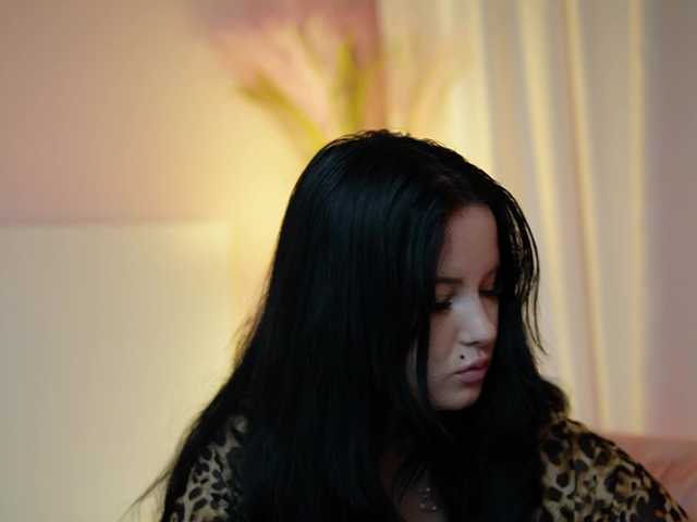 AdelineMoon live cam on BongaCams