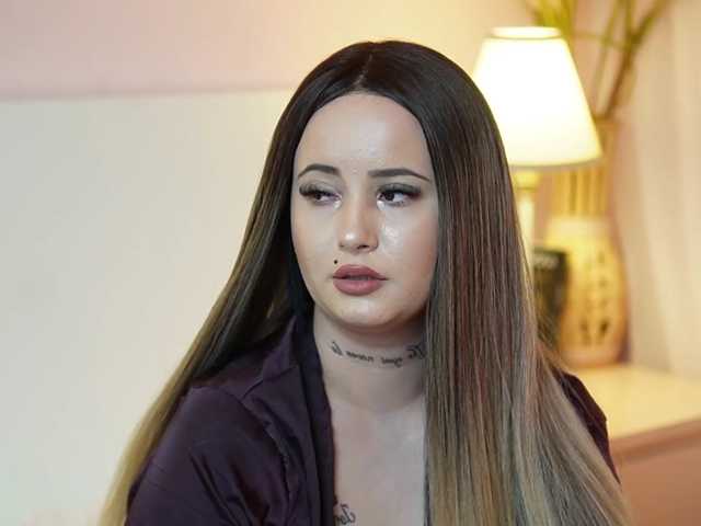 AdelineMoon live cam on BongaCams
