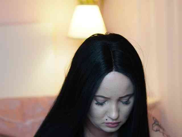 AdelineMoon webcam