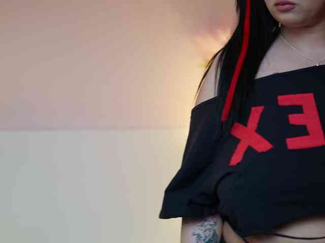 AdelineMoon webcam