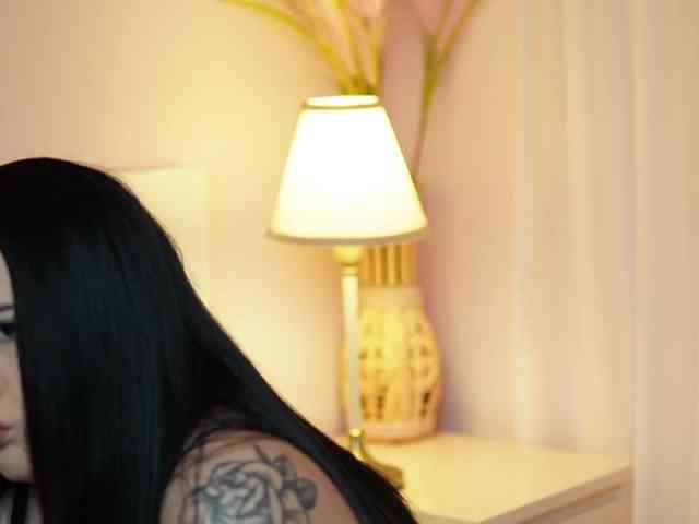AdelineMoon webcam