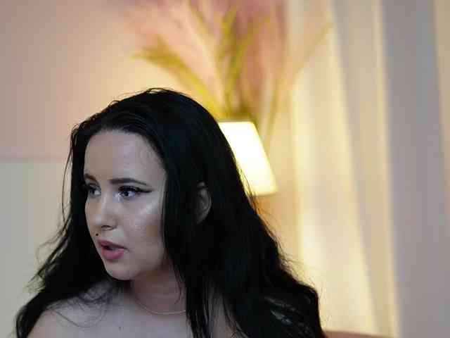AdelineMoon webcam