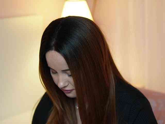 AdelineMoon webcam