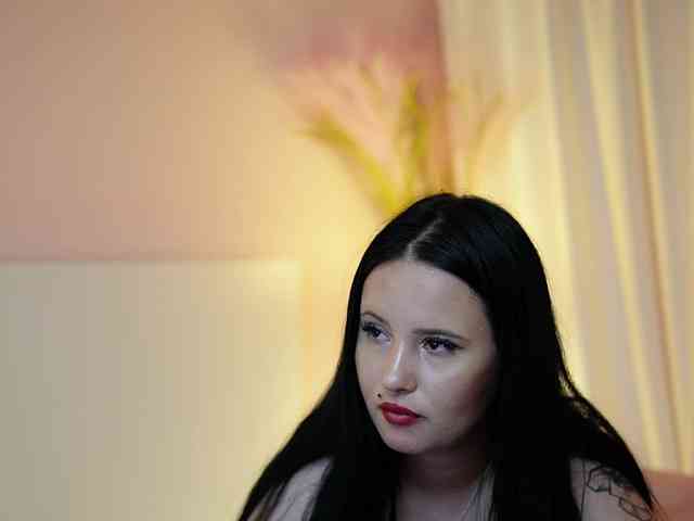 AdelineMoon webcam