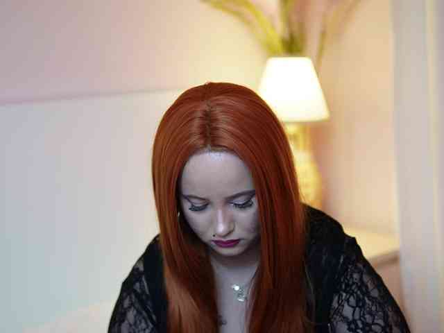 AdelineMoon webcam