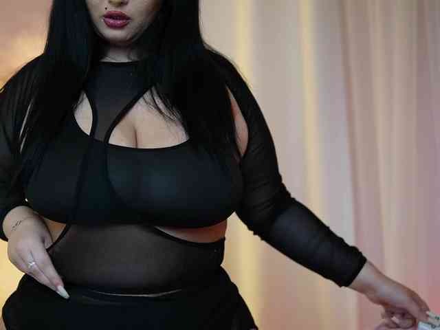 AdelineMoon webcam