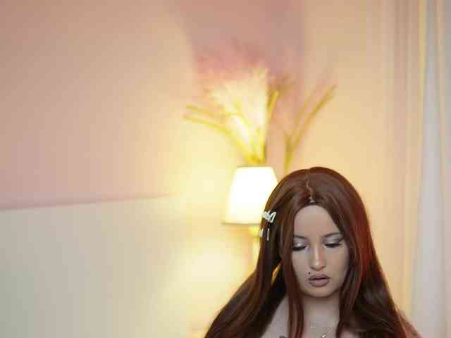 AdelineMoon webcam