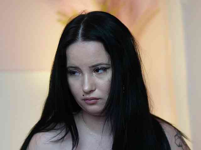 AdelineMoon webcam