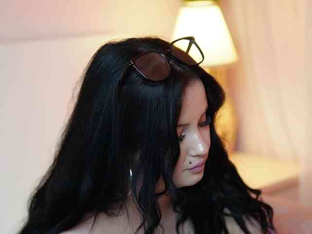 AdelineMoon webcam