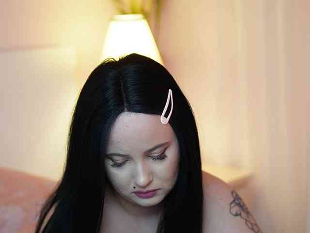 AdelineMoon webcam