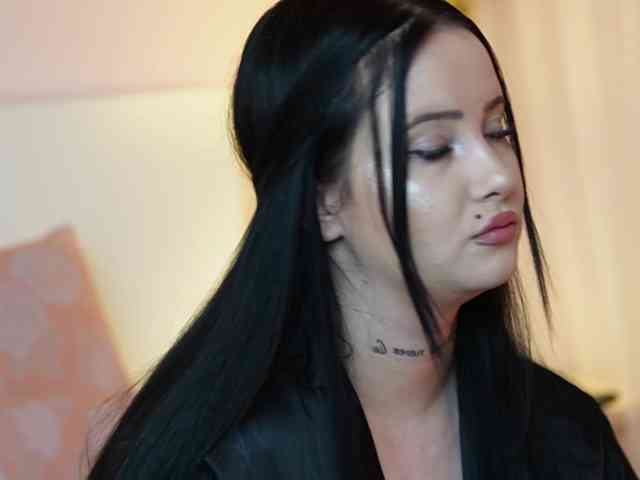 AdelineMoon webcam