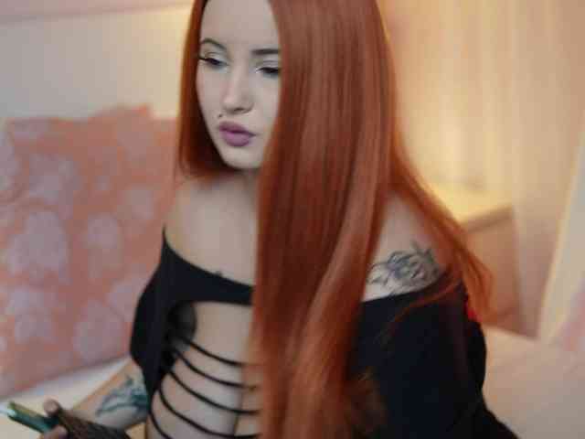 AdelineMoon webcam