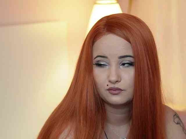 AdelineMoon webcam