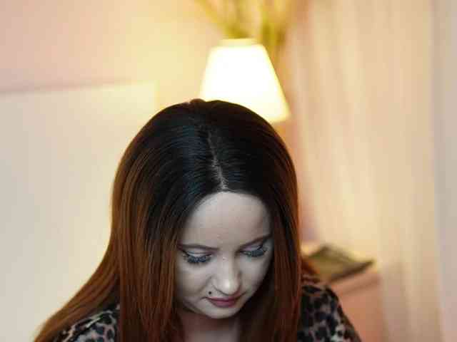 AdelineMoon webcam