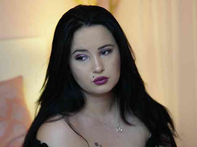 AdelineMoon webcam