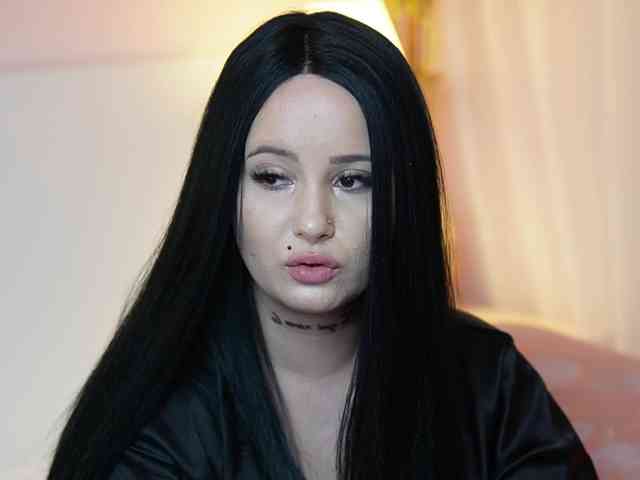 AdelineMoon webcam
